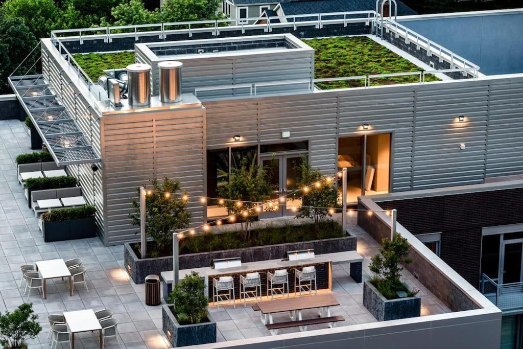 Gorgeous 1 Bedroom At Clarendon With Gym And Rooftop Appartement