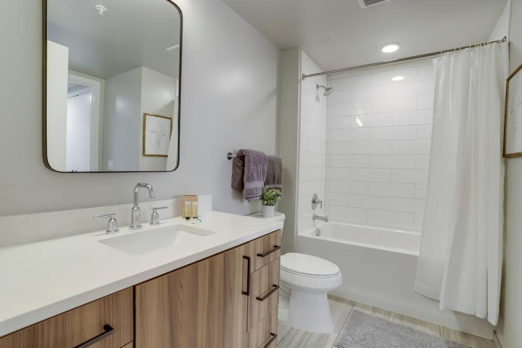 Gorgeous 1 Bedroom At Clarendon With Gym And Rooftop Appartement