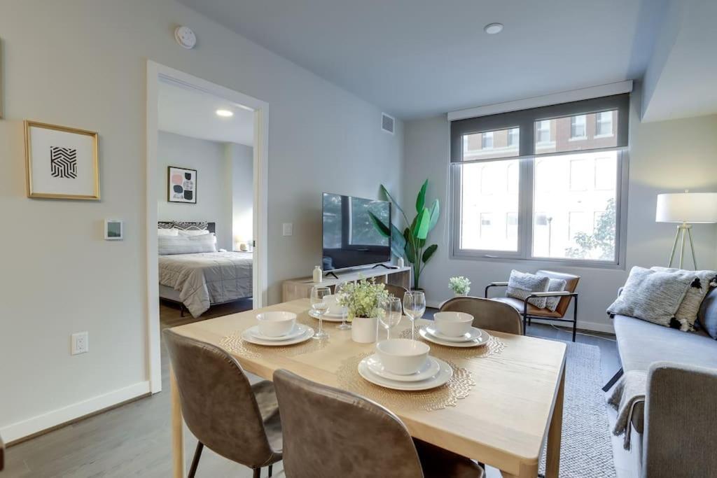 Gorgeous 1 Bedroom At Clarendon With Gym And Rooftop Arlington